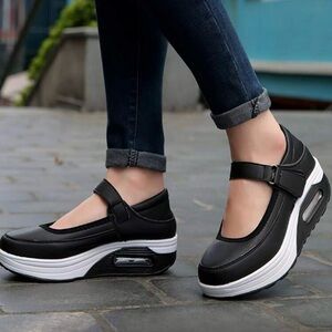 Women's Black Mary Jane Platform Sneakers 9